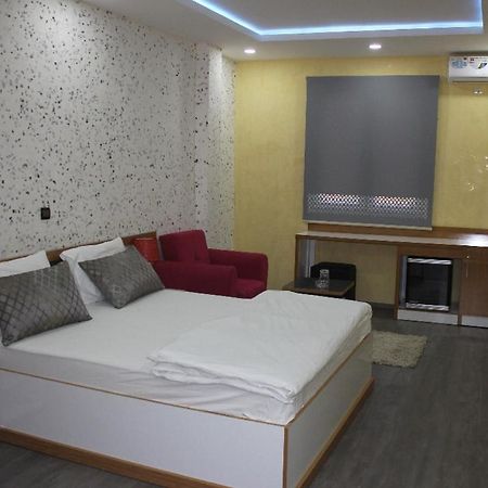 Turkuaz Residence Hotel Истанбул Екстериор снимка